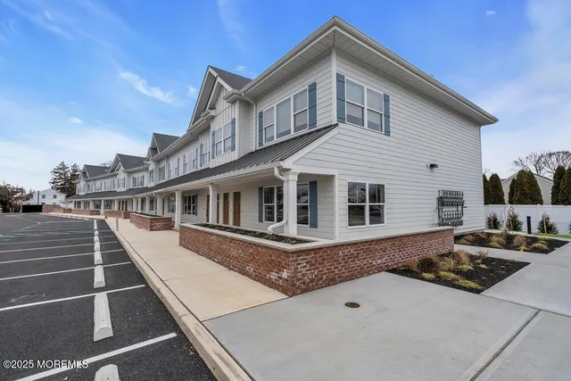 $689,900 | 629-631 Highway 88, Unit 14, Point Pleasant, NJ 08742