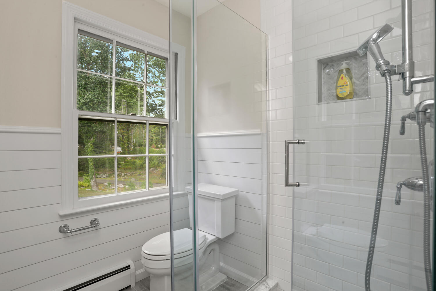 289 Laurel Road New Canaan, CT 06840 - Photo 32 of 42 289 Laurel Rd New Canaan CT-large-027-02