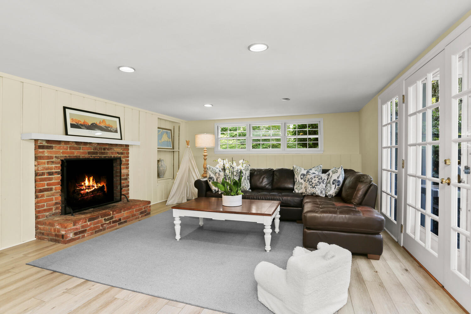 289 Laurel Road New Canaan, CT 06840 - Photo 34 of 42 289 Laurel Rd New Canaan CT-large-072-07