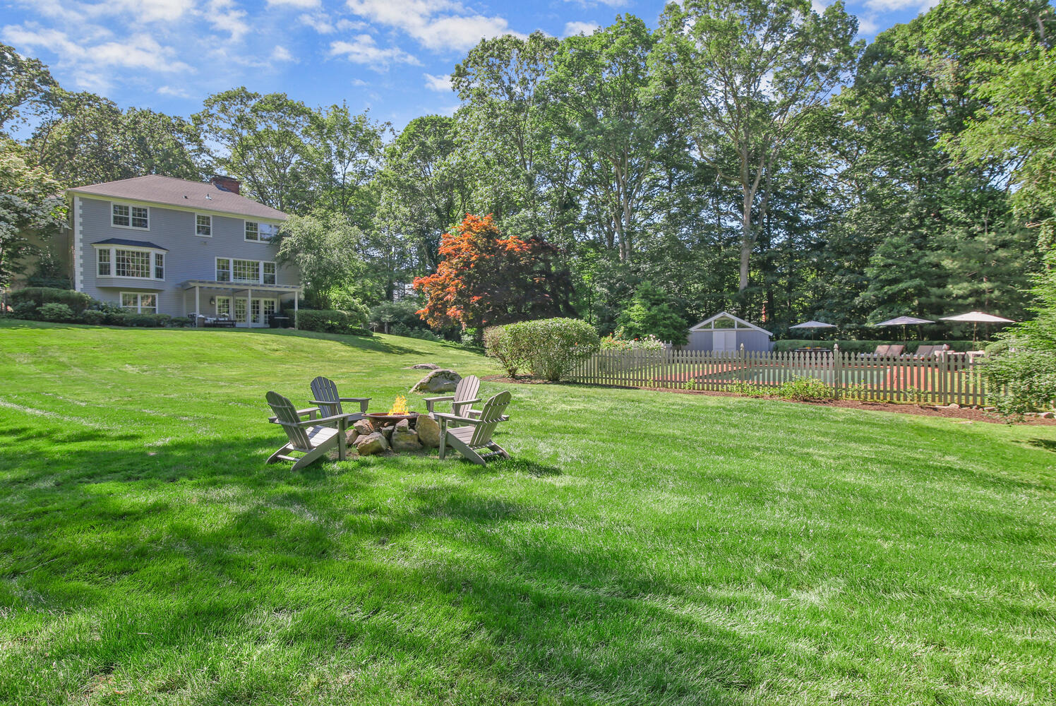 289 Laurel Road New Canaan, CT 06840 - Photo 42 of 42 289 Laurel Rd New Canaan CT-large-013-01