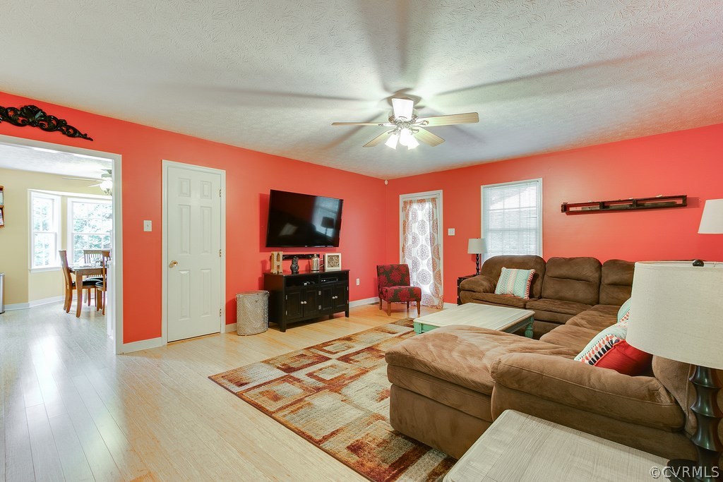 1225 Grapevine Road Sandston, VA 23150 - Photo 8 of 31 Gallery Image 8