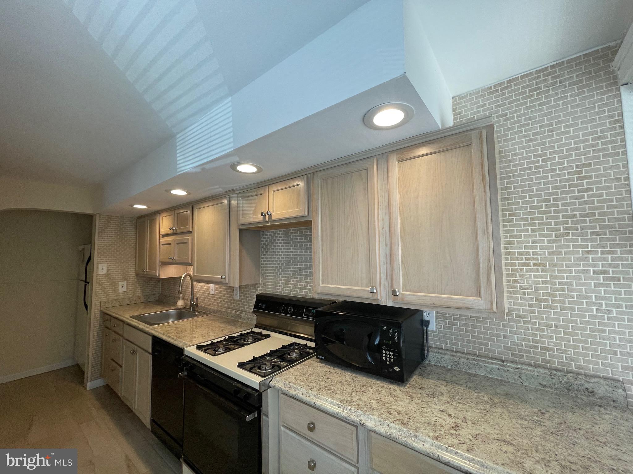 3036 Porter Road Camden, NJ 08104 - Photo 18 of 28