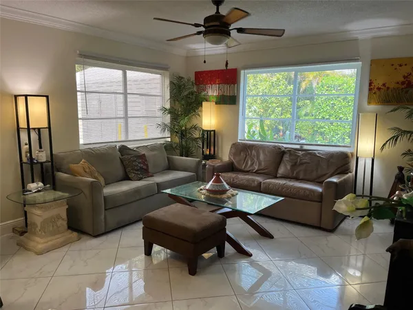 $259,000 | 639 West Oakland Park Boulevard, Unit 104D, Oakland Park, FL 33309