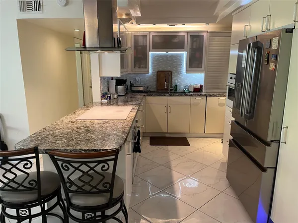 $259,000 | 639 West Oakland Park Boulevard, Unit 104D, Oakland Park, FL 33309