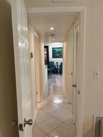 $259,000 | 639 West Oakland Park Boulevard, Unit 104D, Oakland Park, FL 33309