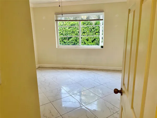 $259,000 | 639 West Oakland Park Boulevard, Unit 104D, Oakland Park, FL 33309