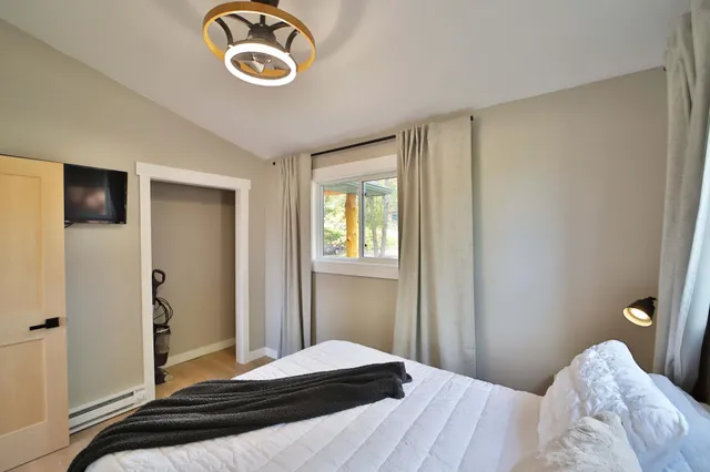 $649,900 | 30482 North Lakeview Drive, Breezy Point, MN 56472