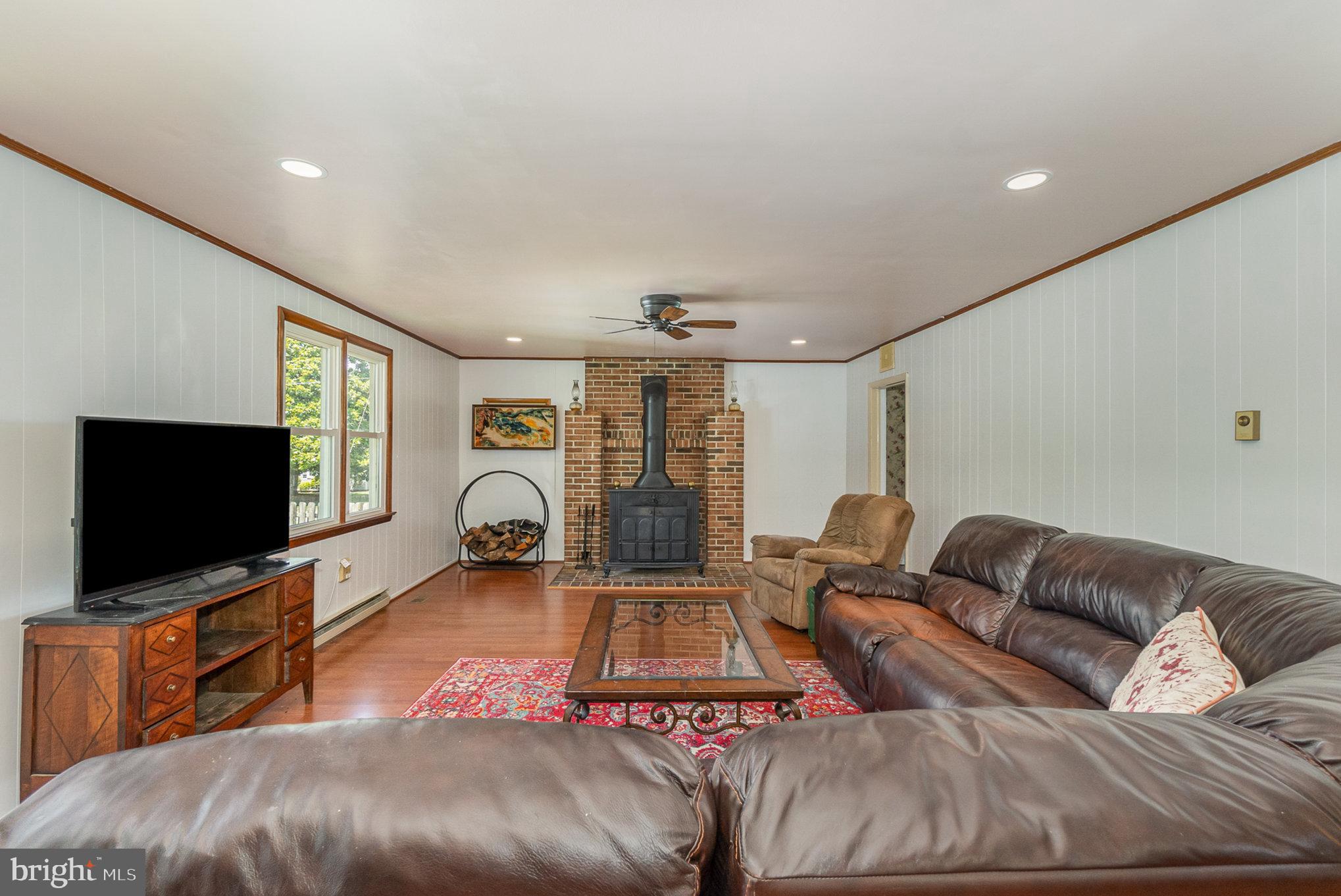 14111 Turners Point Road Kennedyville, MD 21645 - Photo 20 of 54 FAMILY ROOM