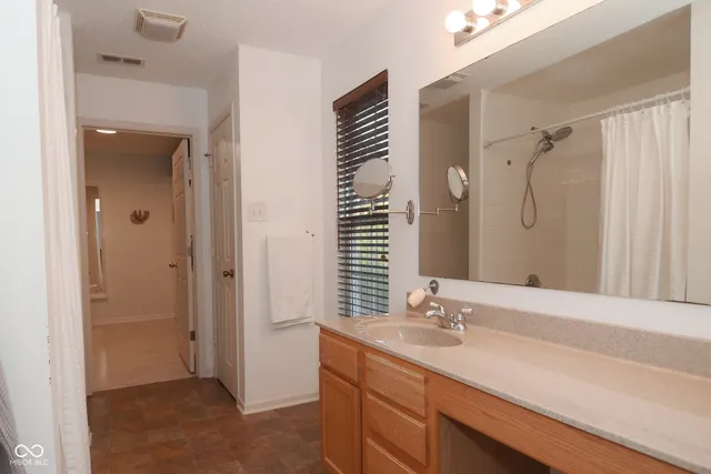 $332,500 | 10298 Yosemite Lane, Indianapolis, IN 46234