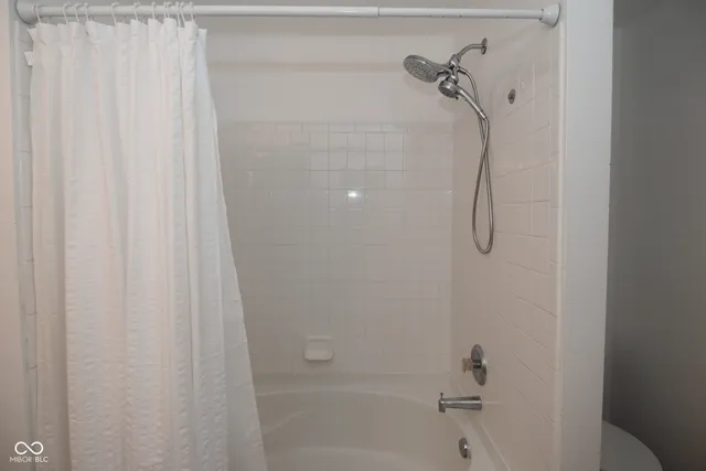 $332,500 | 10298 Yosemite Lane, Indianapolis, IN 46234