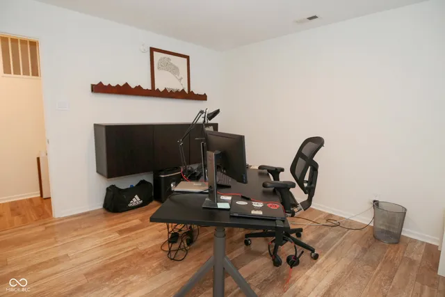 $332,500 | 10298 Yosemite Lane, Indianapolis, IN 46234