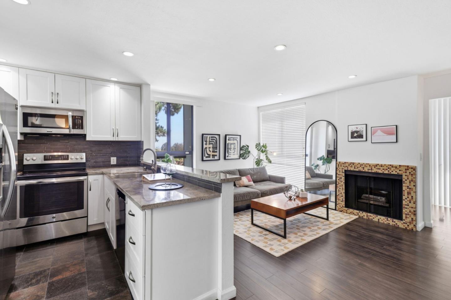425 Anchor Road, Unit 209 San Mateo, CA 94404 - Photo 11 of 48