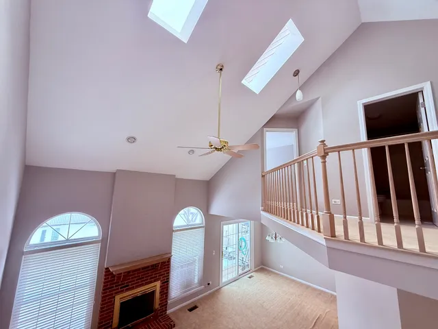 $2,990 | 117 Stevens Drive, Schaumburg, IL 60173