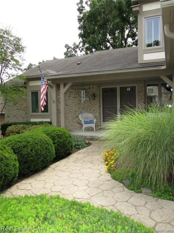 1991 Edgemont Court Rochester Hills, MI 48306 - Photo 2 of 57