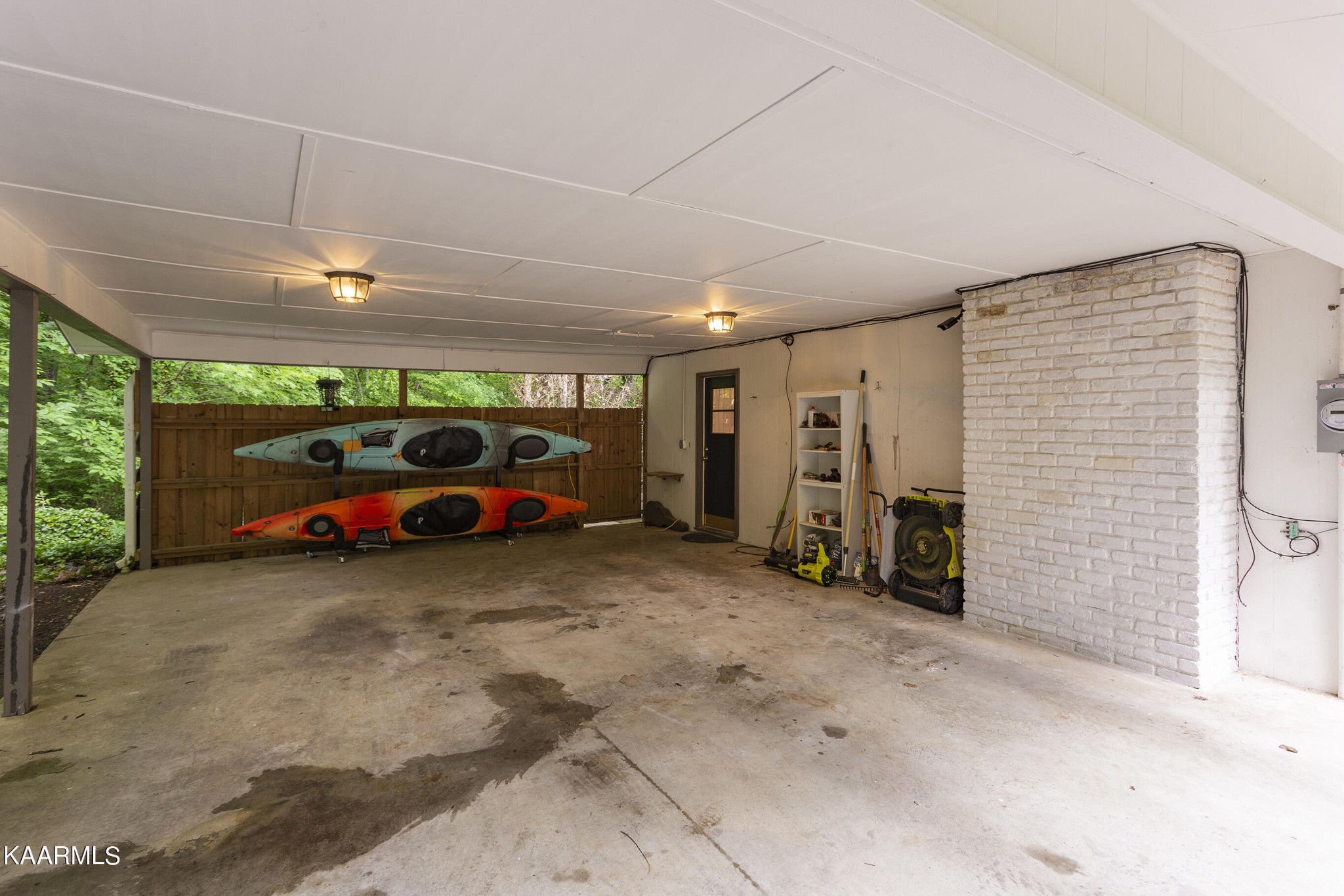 106 Netherlands Road Oak Ridge, TN 37830 - Photo 8 of 38 Gallery Image 8