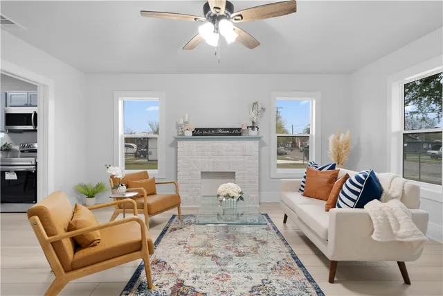 $299,000 | 2459 1st Street, Ingleside, TX 78362