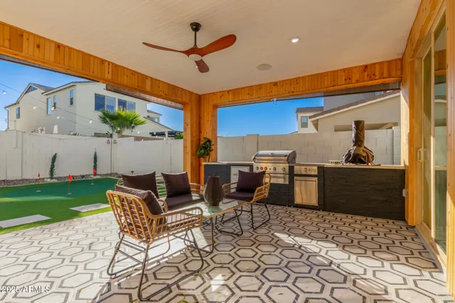 $845,000 | 1501 East Rakestraw Lane, Gilbert, AZ 85298