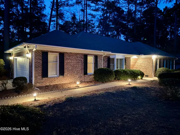 $594,500 | 165 Doral Drive, Pinehurst, NC 28374