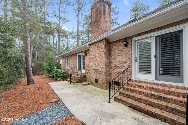 $594,500 | 165 Doral Drive, Pinehurst, NC 28374