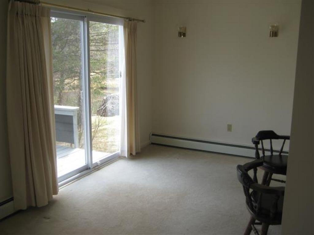 4 Barley Field Place, Unit 4 Rutland, VT 05701 - Photo 4 of 14