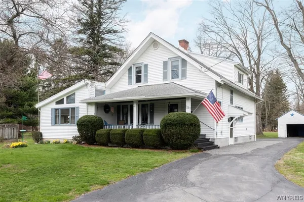 $359,900 | 78 Knox Road, East Aurora, NY 14052