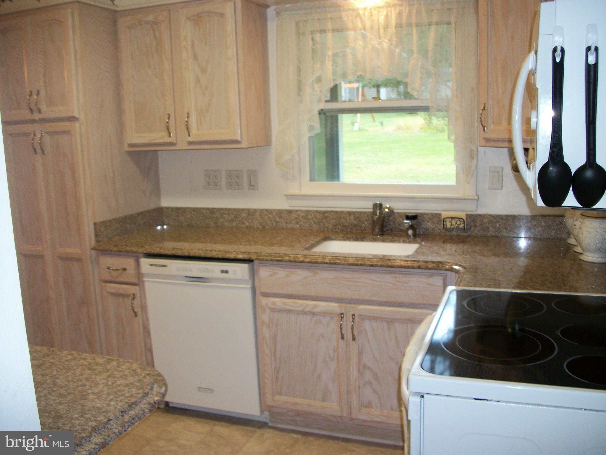 4309 Holly Ridge Road Rockville, MD 20853 - Photo 10 of 24 Kitchen