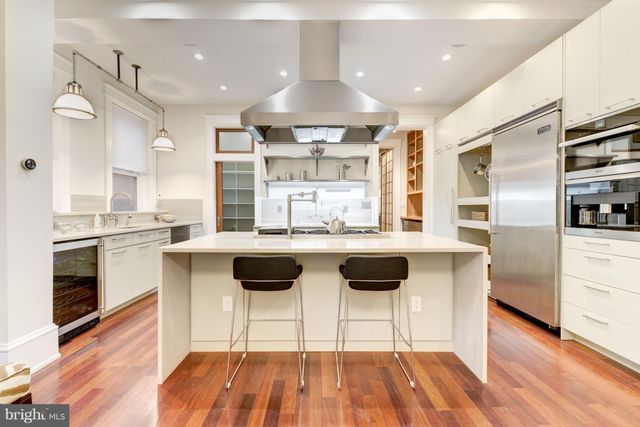 $3,399,000 | 506 A Street Southeast, Washington, DC 20003