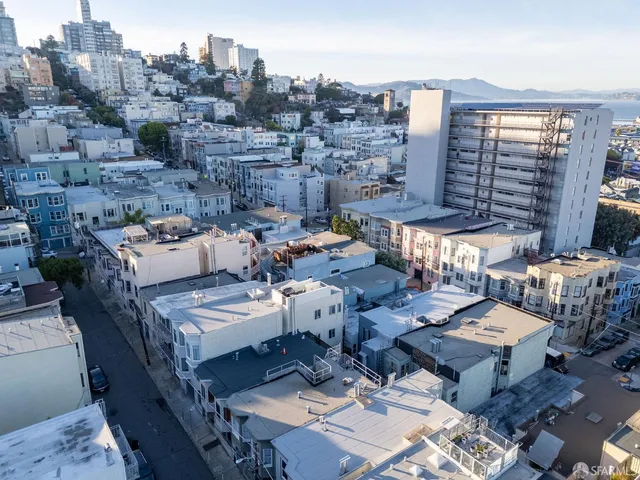 $1,399,000 | 58-60 Valparaiso Street, Unit 2, San Francisco, CA 94133