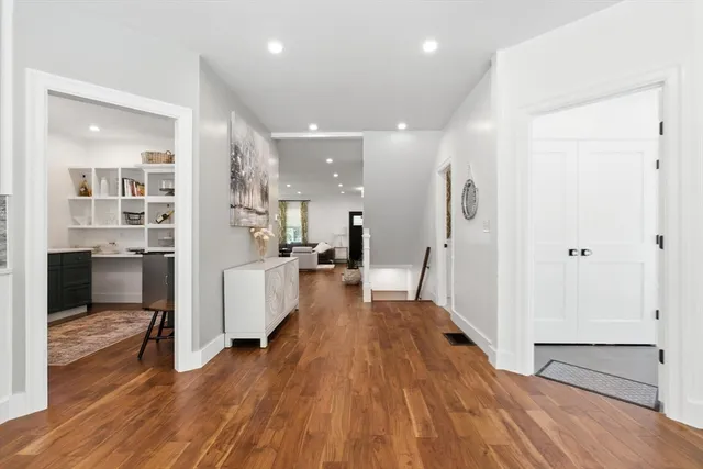 $2,499,999 | 60 Claybrook Road, Dover, MA 02030