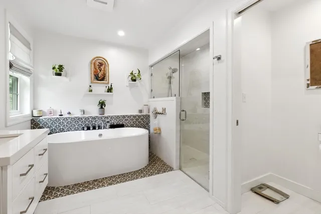 $2,499,999 | 60 Claybrook Road, Dover, MA 02030