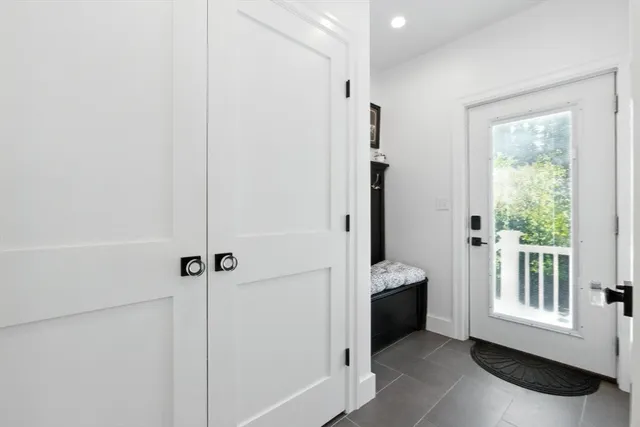 $2,499,999 | 60 Claybrook Road, Dover, MA 02030