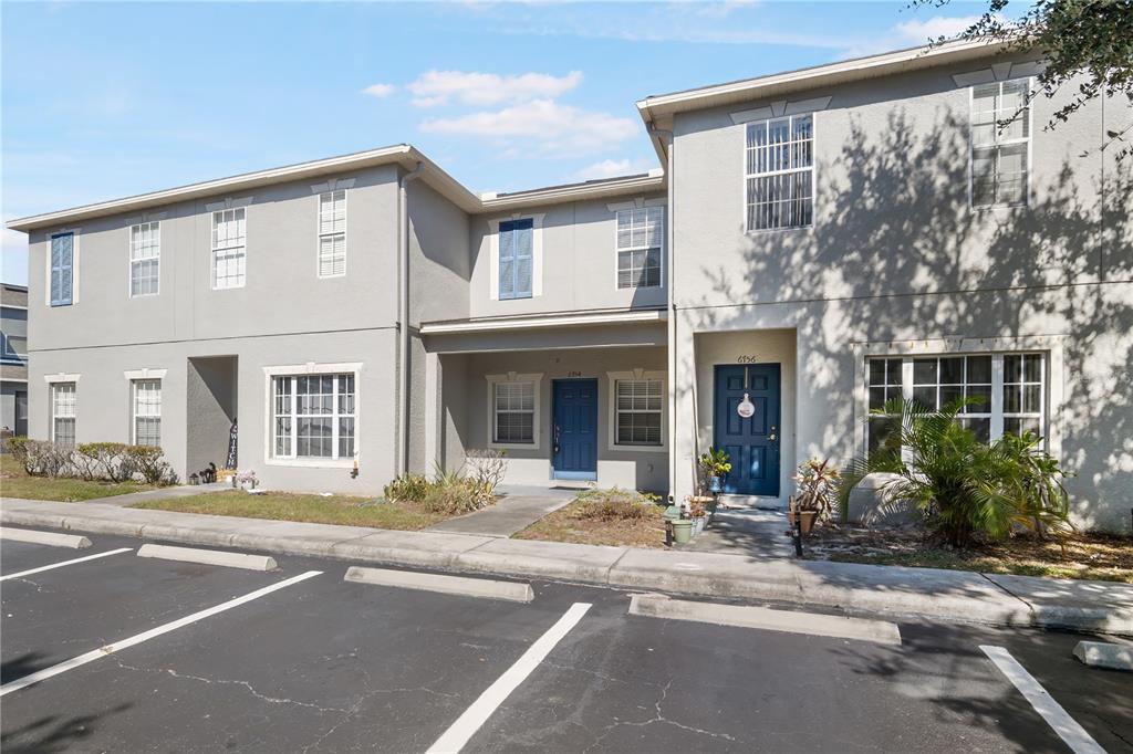6754 Lake Rochester Lane Gibsonton, FL 33534 - Photo 3 of 26 a view of a building entrance