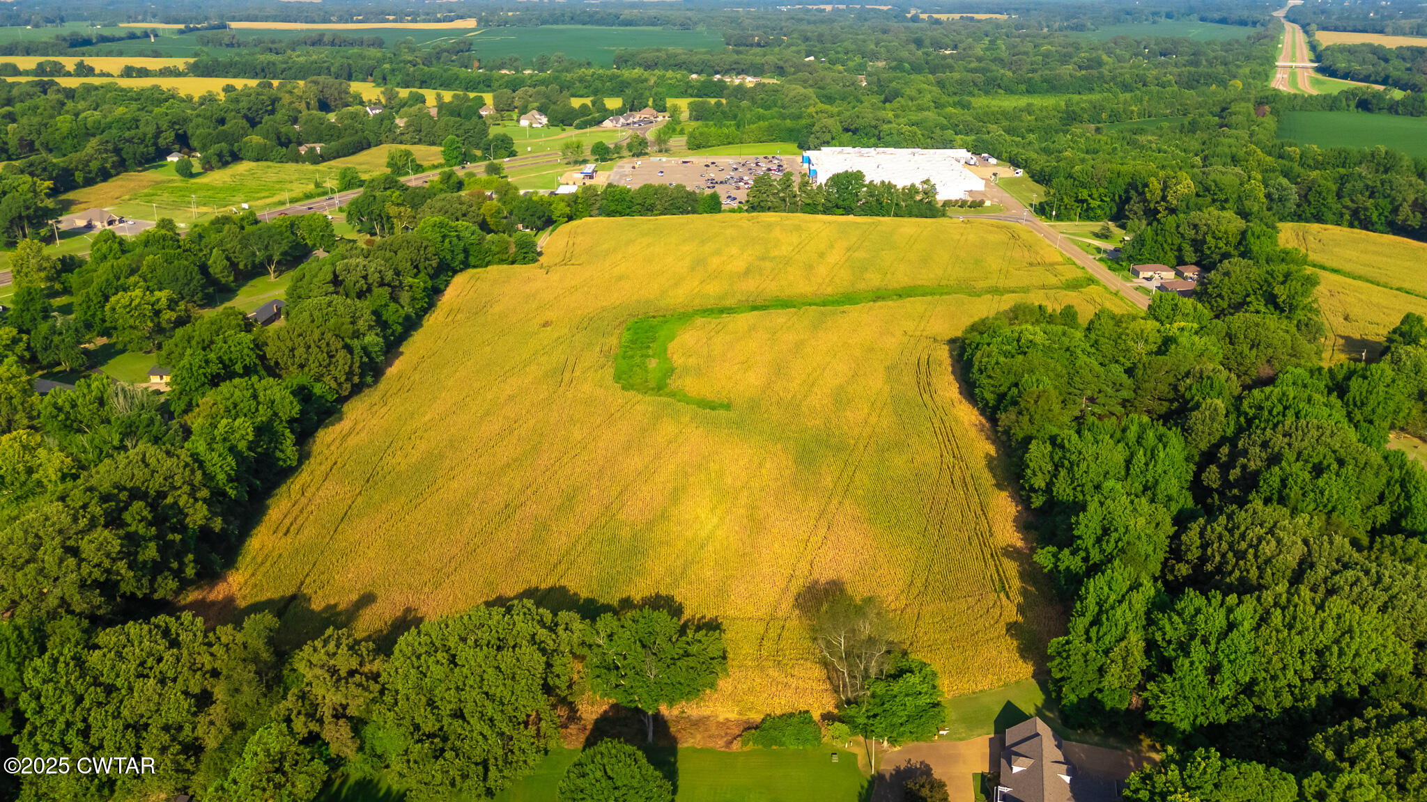 137 Courtright Road Martin, TN 38237 - Photo 5 of 17 a view of swimming pool from a lake view