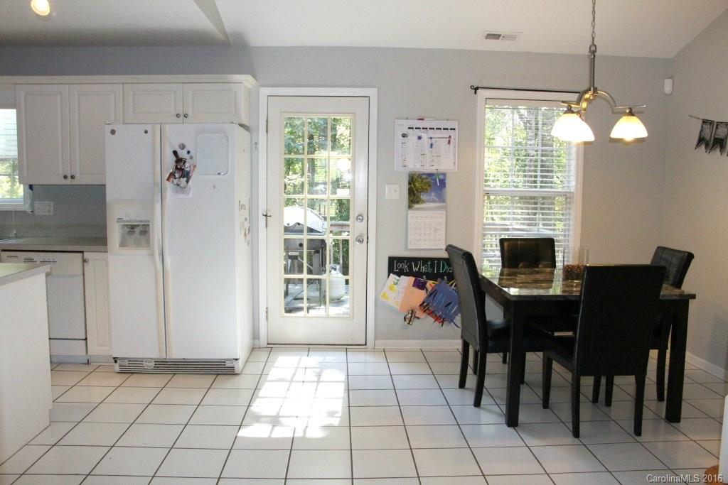 3370 Overbrook Drive Conover, NC 28613 - Photo 11 of 24 Gallery Image 11