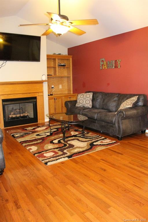3370 Overbrook Drive Conover, NC 28613 - Photo 7 of 24 Gallery Image 7