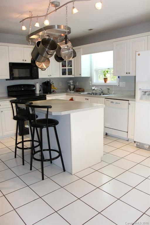 3370 Overbrook Drive Conover, NC 28613 - Photo 8 of 24 Gallery Image 8