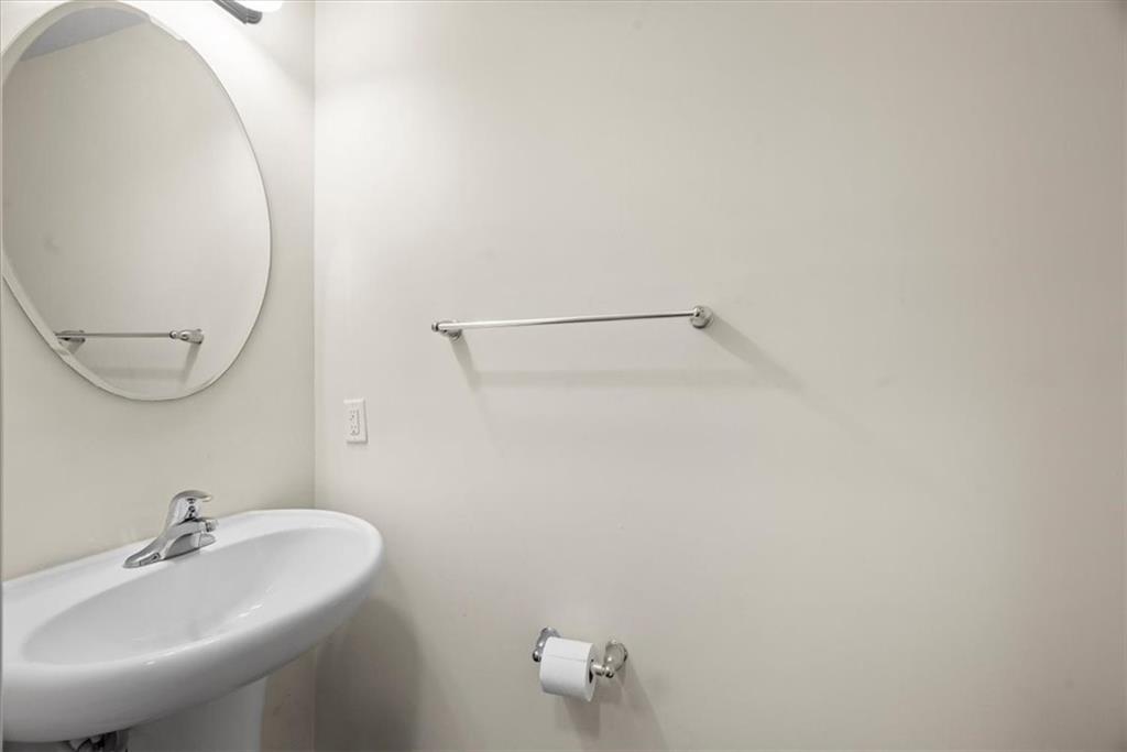 112 Maple Ridge Court Canonsburg, PA 15317 - Photo 5 of 31 Gallery Image 5