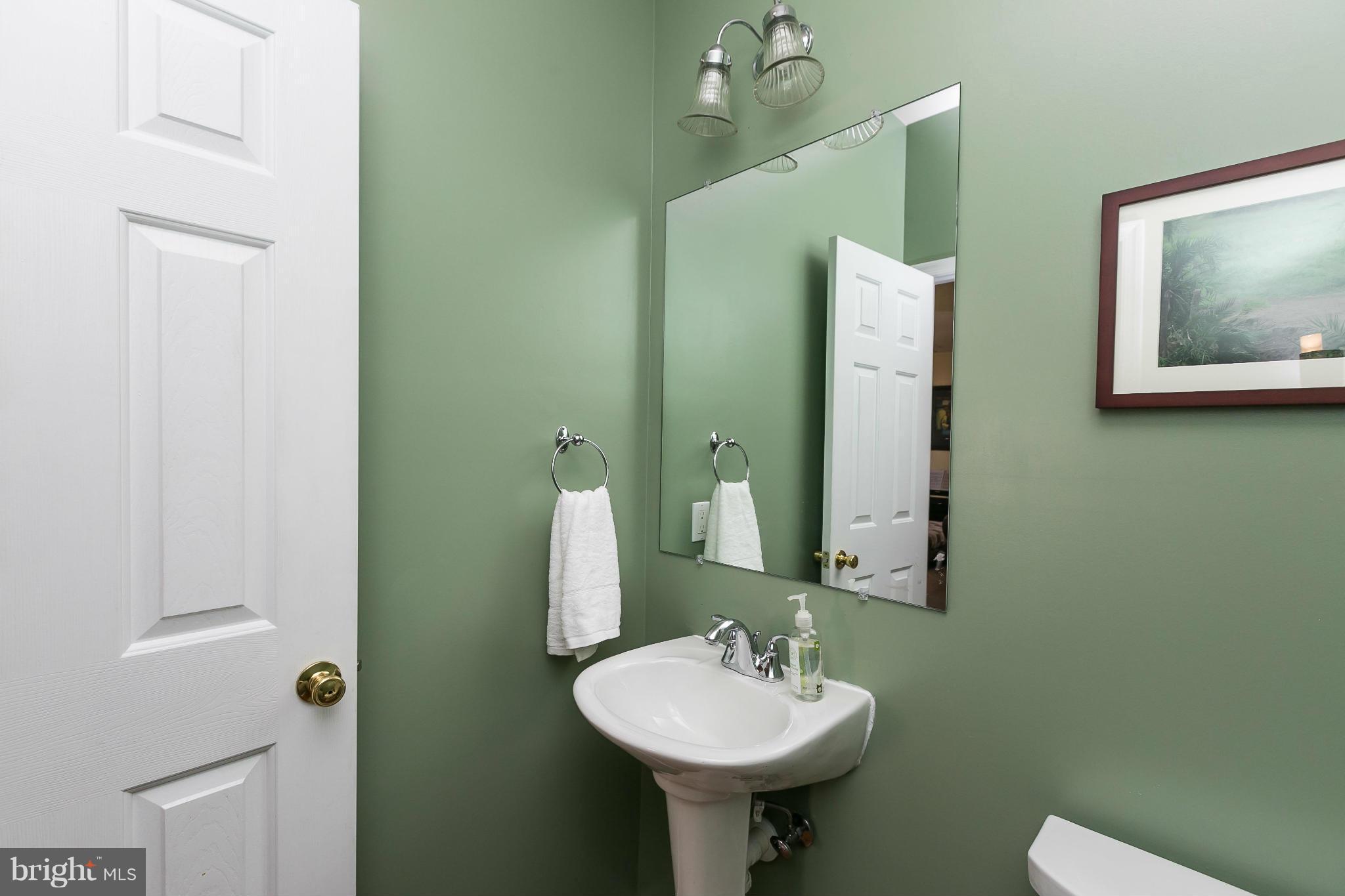 1908 Mars Run Road Baltimore, MD 21221 - Photo 13 of 30 Main Level Half Bath