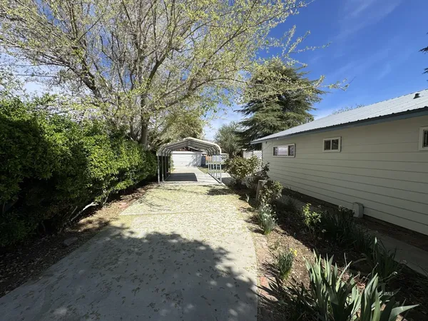 $450,000 | 114 South Hay Street, Lone Pine, CA 93545