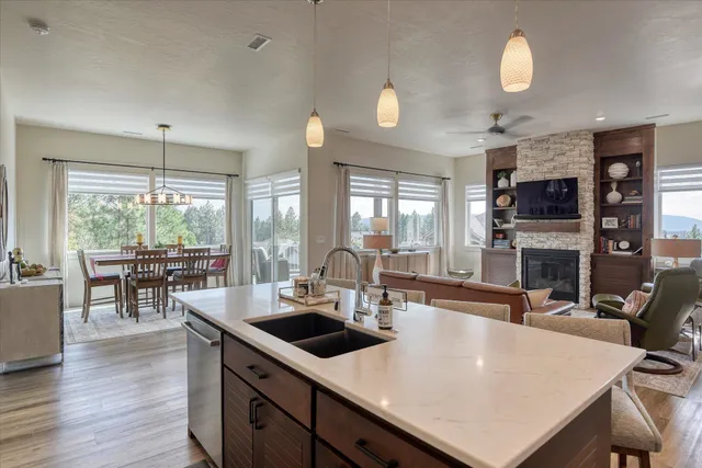 $655,000 | 13622 North Eagle View Lane, Spokane, WA 99208