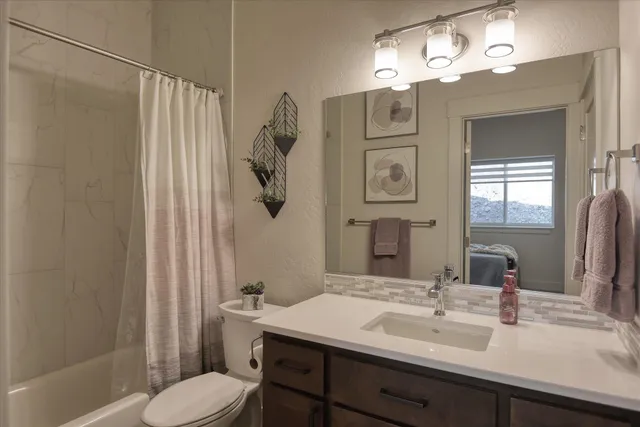 $655,000 | 13622 North Eagle View Lane, Spokane, WA 99208