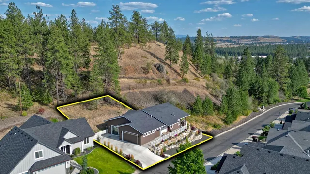 $655,000 | 13622 North Eagle View Lane, Spokane, WA 99208