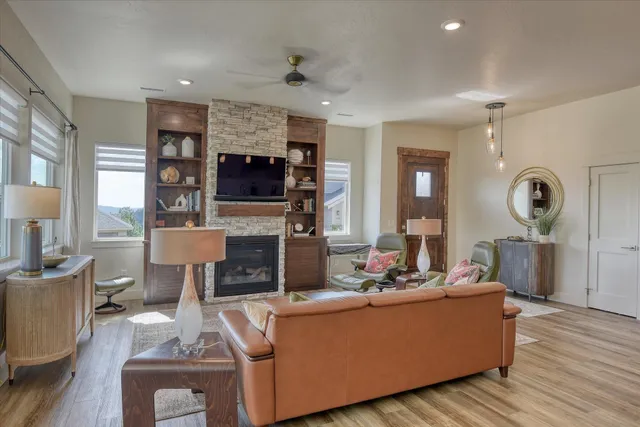 $655,000 | 13622 North Eagle View Lane, Spokane, WA 99208