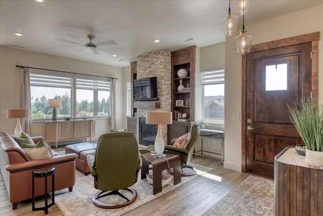 $655,000 | 13622 North Eagle View Lane, Spokane, WA 99208