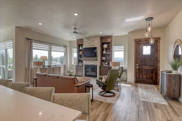 $655,000 | 13622 North Eagle View Lane, Spokane, WA 99208