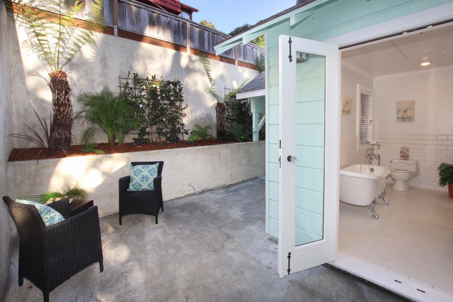 208 Cherry Avenue Capitola, CA 95010 - Photo 18 of 30