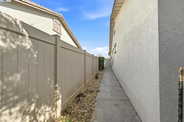 $540,000 | 2443 Plumcreek Lane, Manteca, CA 95336