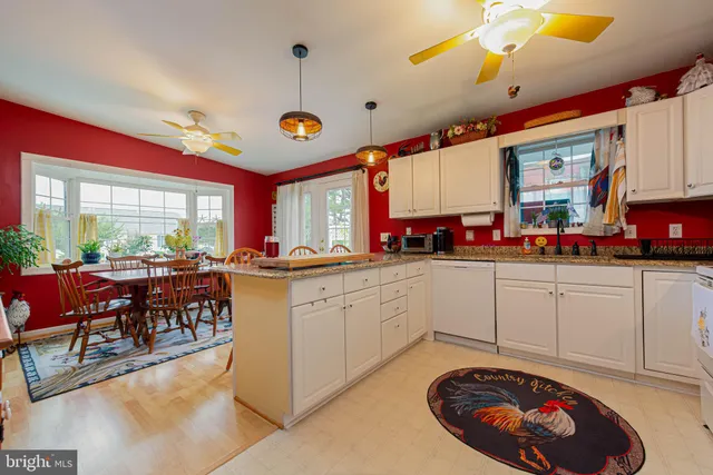 $419,900 | 38280 Clover Lane, Frankford, DE 19945