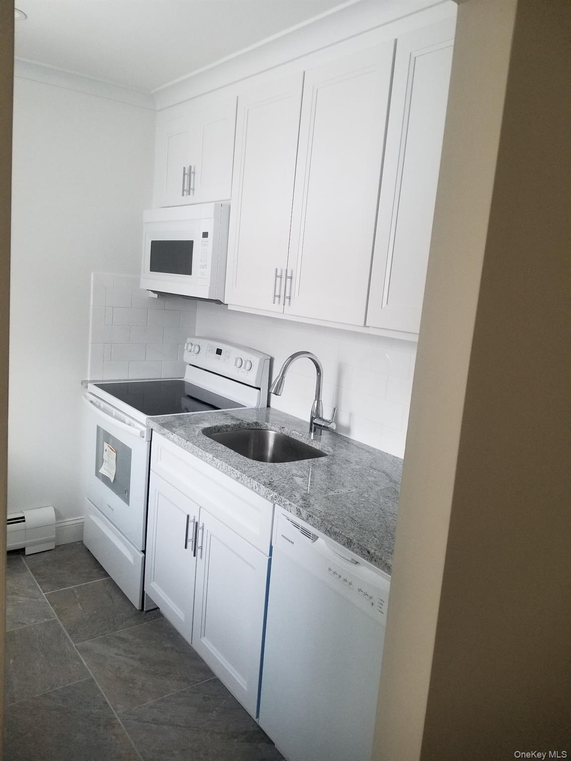 49 Tanager Road, Unit 4905 Monroe, NY 10950 - Photo 4 of 13