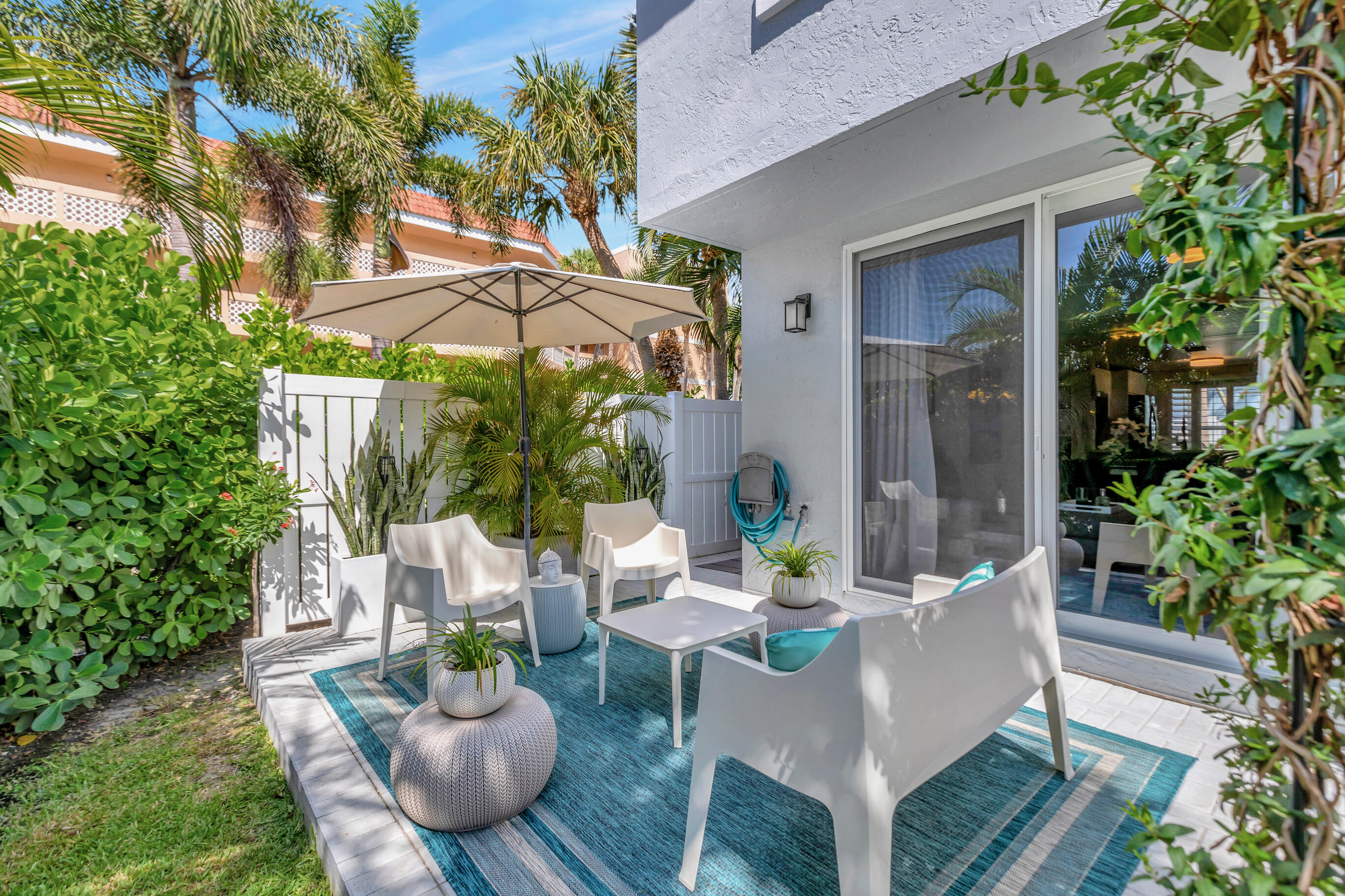 1086 Jeffery Street Boca Raton, FL 33487 - Photo 7 of 16 Patio